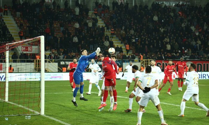 Çorum FK, Topa Hakim ve Pas Yüzdesi Yüksek Bir Takım