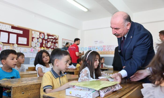 86 Bin Öğrenci İçin Karne Heyecanı