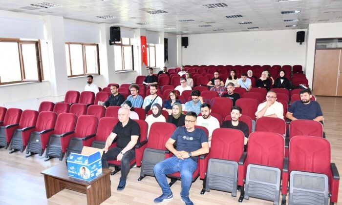 Aday Öğretmenler İçin Eğitim Verildi