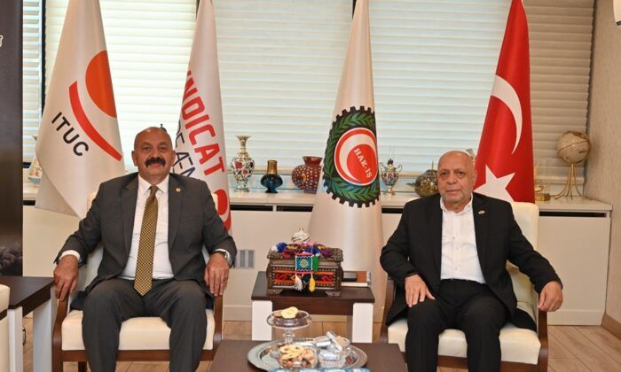 Başkan İsbir, Mahmut Arslan’ı Ziyaret Etti