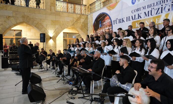 Bedesten’de Türküler Yankılandı