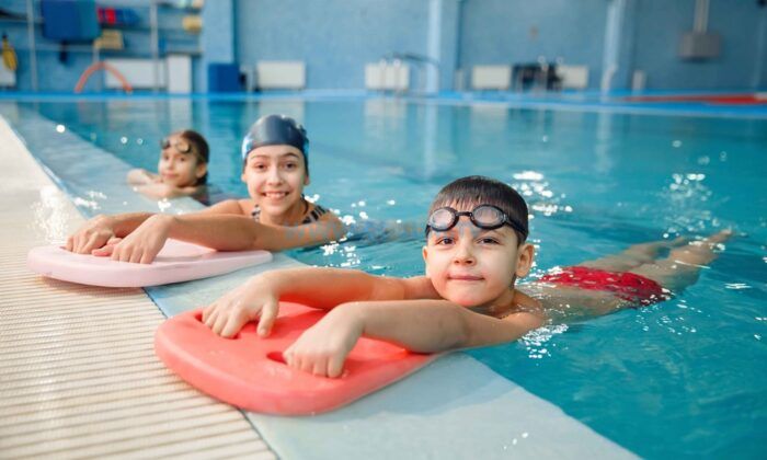 İskilip’te Çocuklara Ücretsiz Yüzme Kursu