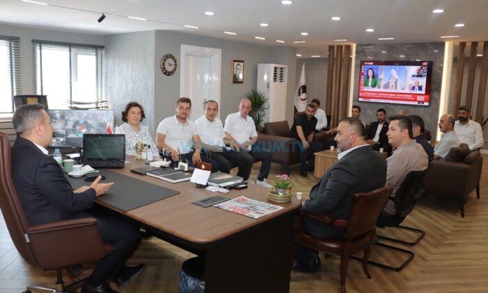 Mahalle Muhtarlarıyla İstişare