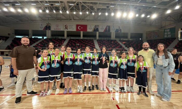 Şampiyon Gelişim Basketbol Oldu