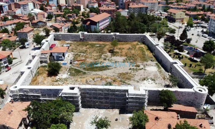 Yıllarca Tarihi Kalede Yaşadı, O Günleri Anlattı