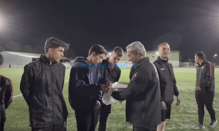 Hakemlere Moral Tatlısı