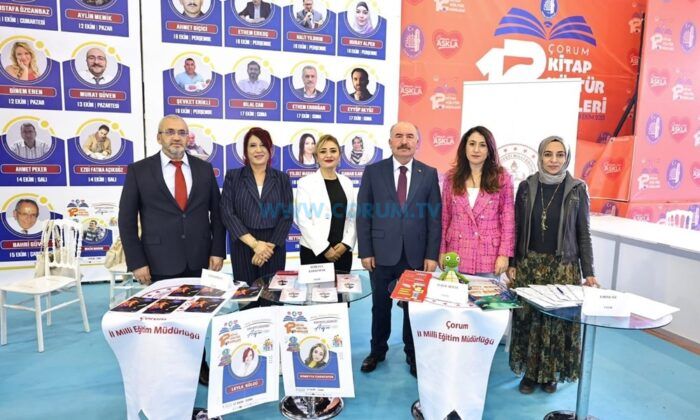 Öğretmen Yazarlar Okurlarıyla Buluştu