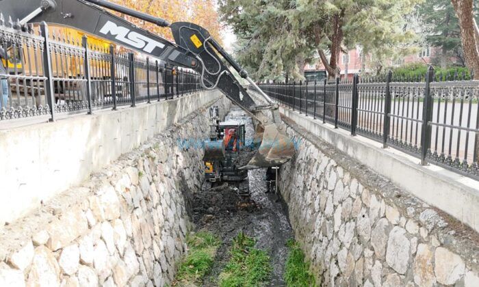 Melikgazi Deresi Islah Ediliyor