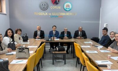 Velilere Teknoloji ve Zorbalığına Karşı Eğitim