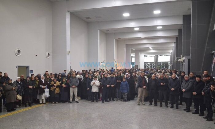 Karnesini Alan Kabe’ye Koştu