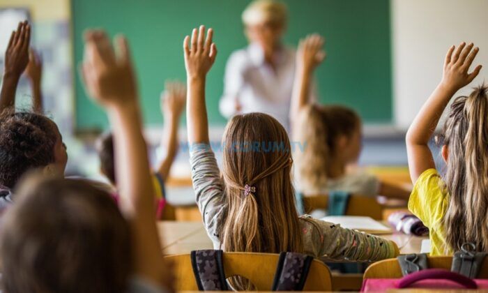 ‘Protokollerle Eğitim Siyasallaştırılıyor’