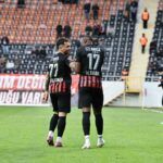 Burak ve Thiam İş Birliği Galibiyet Getiriyor