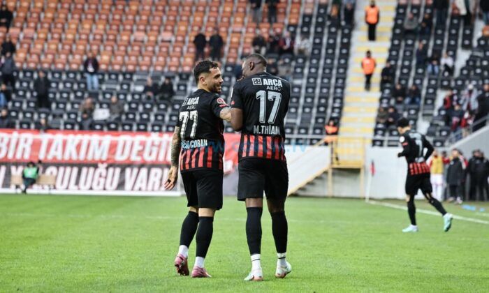 Burak ve Thiam İş Birliği Galibiyet Getiriyor