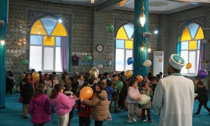 Miniklere Ramazan ve Cami Sevgisi Aşılandı