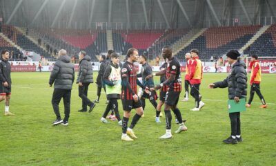 Uğur Uçar’dan Futbolculara Mesaj