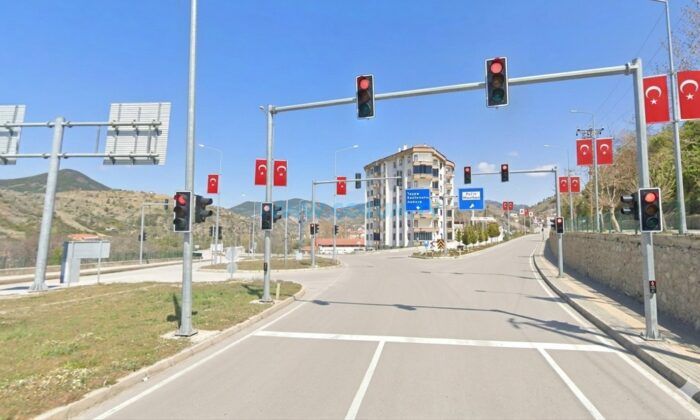 Beşevler Kavşağı’na Sinyalizasyon Sistemi