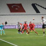 Burak Alıyor, Thiam Atıyor: 0-1