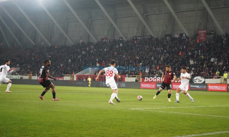 İç Sahada Lideri Geride Bıraktığımız İstatistik