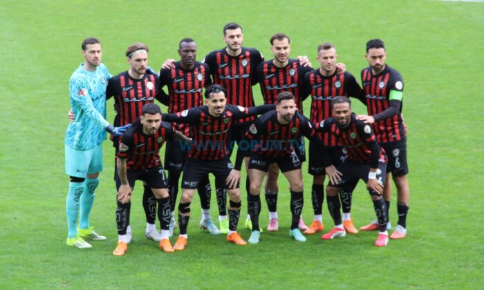 İlk 11’de 1’i Zorunlu Üç Değişiklik