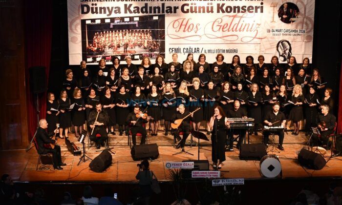 Sahnenin Sultanları Anadolu Ezgileriyle Büyüledi