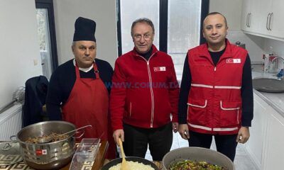 Üniversite Öğrencilerine ‘Anne Eli’ İftarı