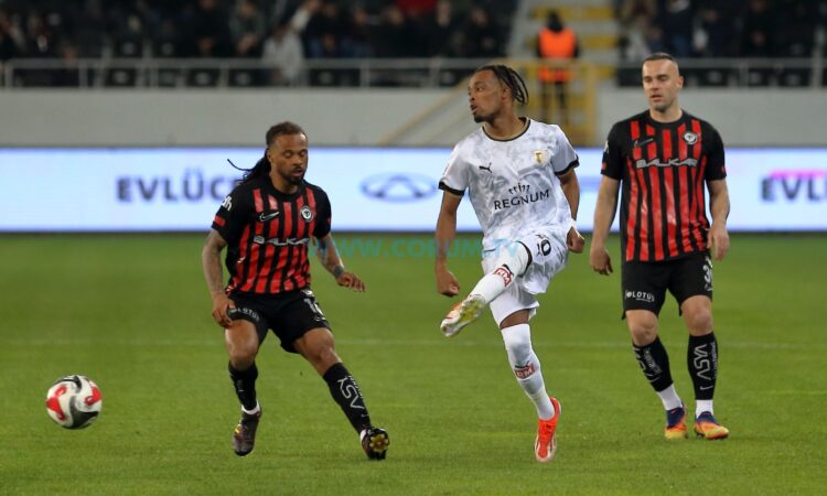 35.Haftada Bizi Neler Bekliyor? Ligin Kaderi Bu Hafta Belli Olabilir