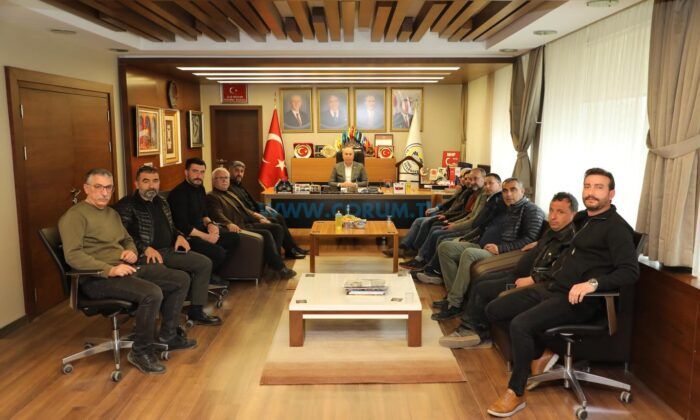 Başkandan Müteahhitlere Kaldırım İşgali Uyarısı