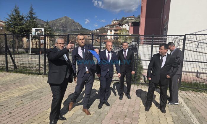 Eğitim Yatırımlarını Yerinde İnceledi