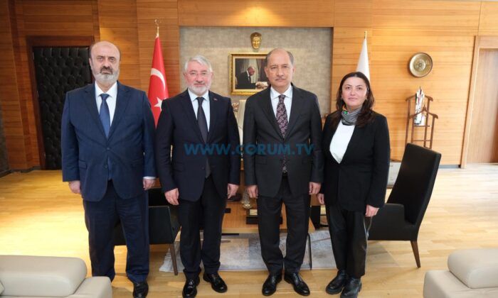 Gündemde Üç Proje Vardı