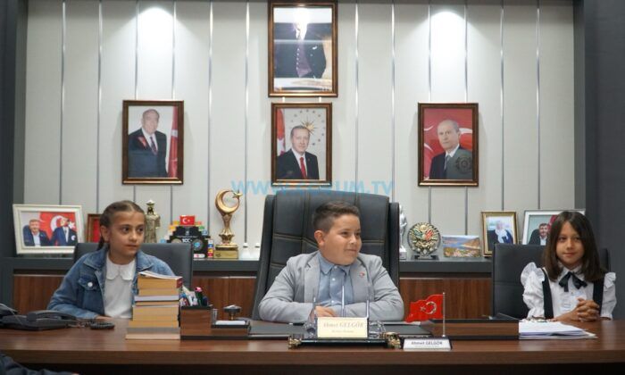 İlçelerde 23 Nisan Geleneği Sürdü