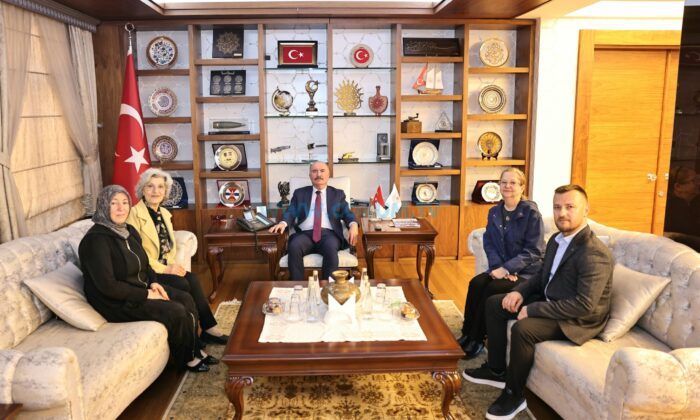 Kanserle Mücadelede Erken Teşhis Vurgusu