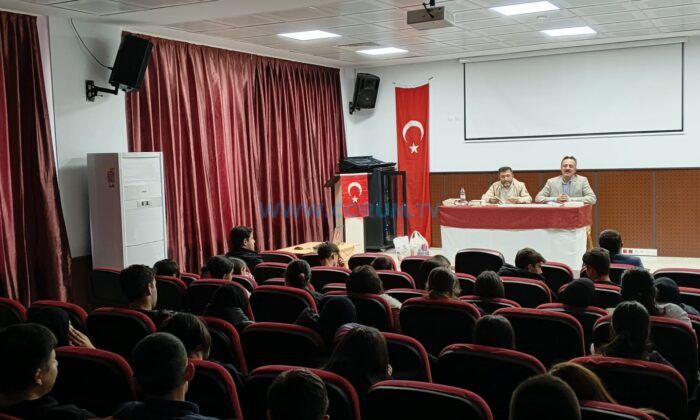 Yazar Öğretmenler Öğrencilerle Buluştu