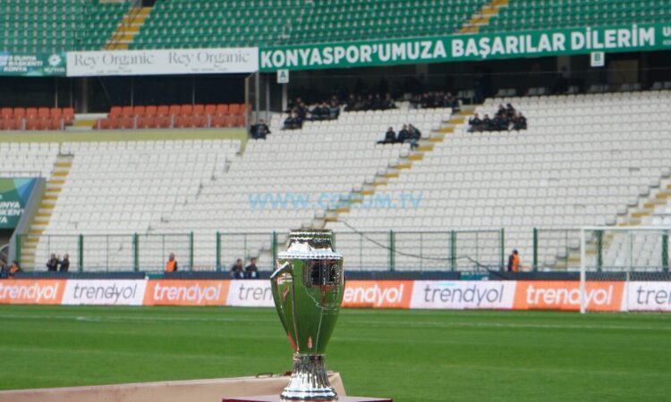 1.Ligin Zirvesinde Hangi Takım Var ?