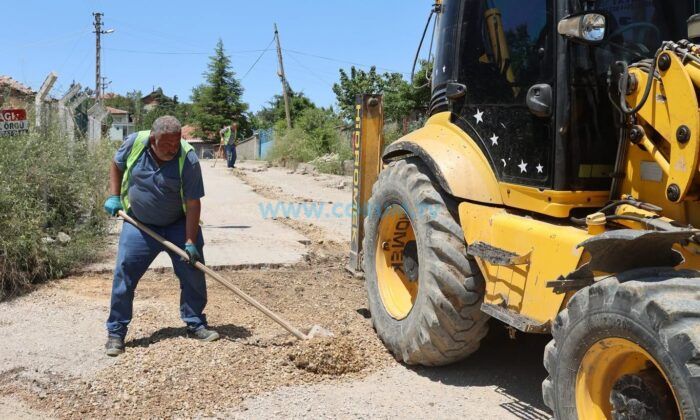 Bozulan Yollara Parke ve Bordür Makyajı