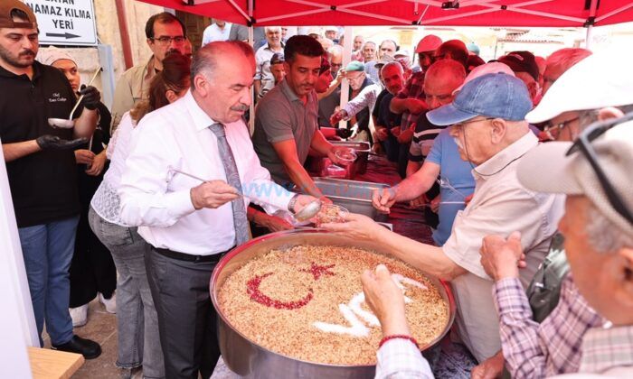Muharrem Ayının Bereketi Vatandaşlarla Paylaşıldı