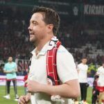 Uğur Uçar Madalyayı Aldıktan Sonra Koştu ve …