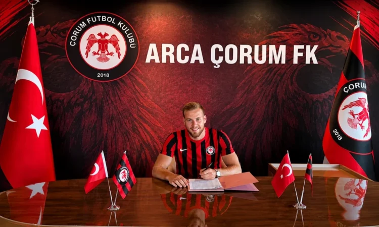 Üç İsim Geliyor, İki İsim Gidiyor!