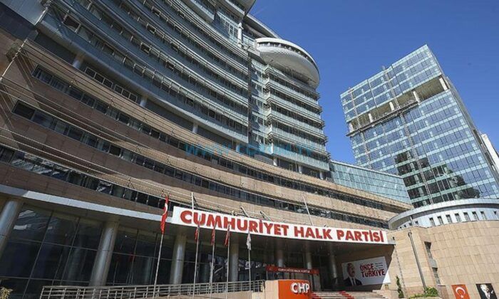 Çorum’dan Üç Eski Vekil CHP’den İstifa Etti
