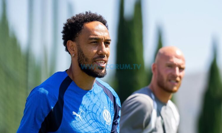 Kulüpten Ilk Resmi Açıklama: Aubameyang ile …