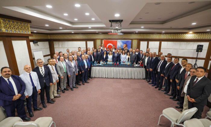 Solmaz: Yolumuzu Milletle Belirledik