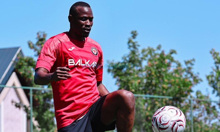 Thiam’dan Beklenen Paylaşım!