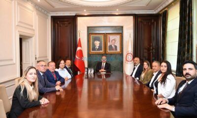 Vali Canbolat Hemşehrilerini Kabul Etti
