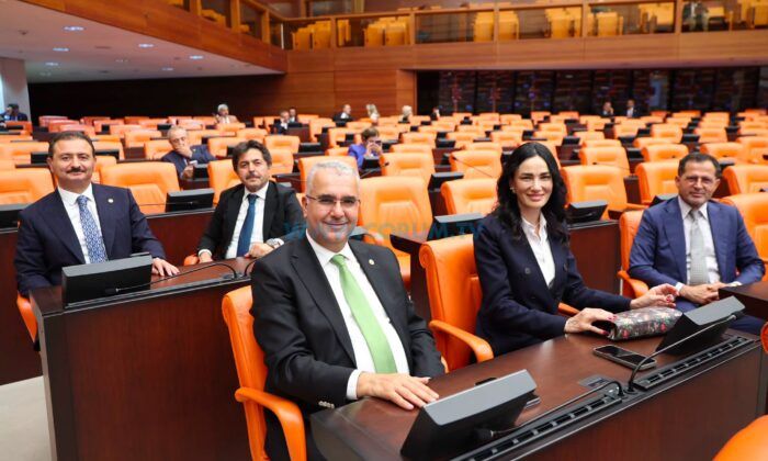 Ahlatcı: Çocuklarımızın Geleceği İçin Mesaideyiz