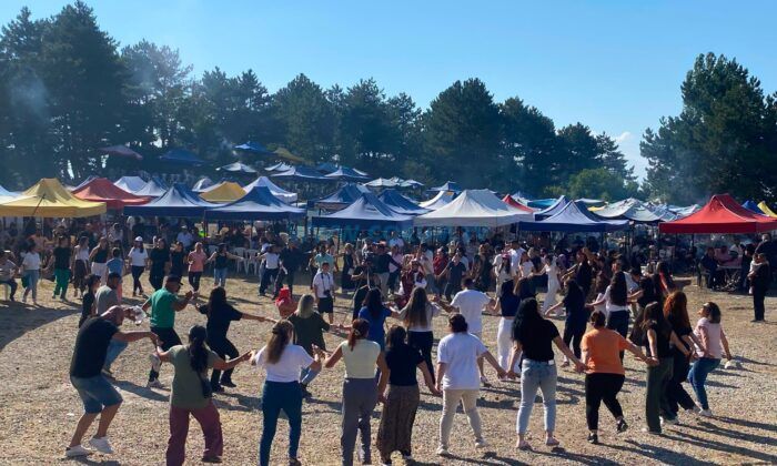 Kızılpınarlılar Şenlikte Buluştu