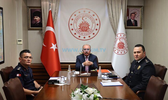 Vali Çalgan ‘Bütünleşme’ Toplantısında