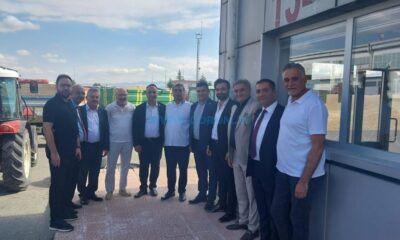 Yeni Parti Sahaya İndi