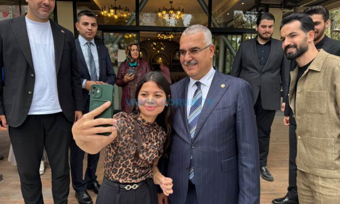 Ahlatcı, Beylikdüzü’nde Vatandaşlarla Buluştu