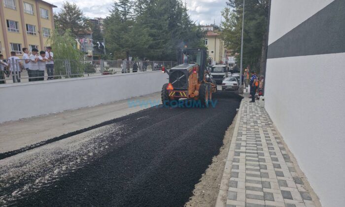 Bayat Belediyesinden Üstyapı Mesaisi