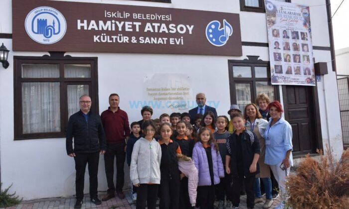 İskilip’in Tarihi Dokusu Tuvallere Taşınıyor