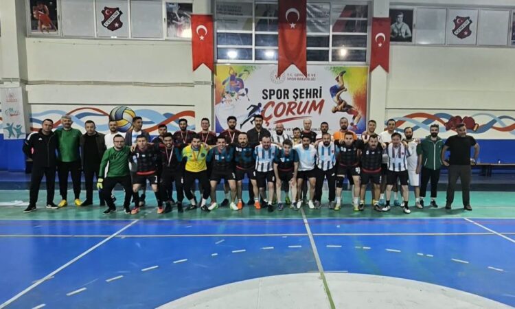 Kamu Spor Oyunları Voleybol ve Futsalda Şampiyonlar Belli Oldu